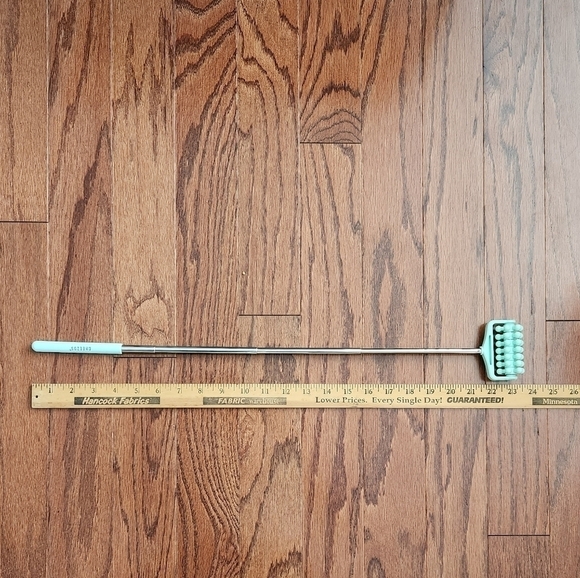 Cheezos Extendable Back Massager - Picture 5 of 5